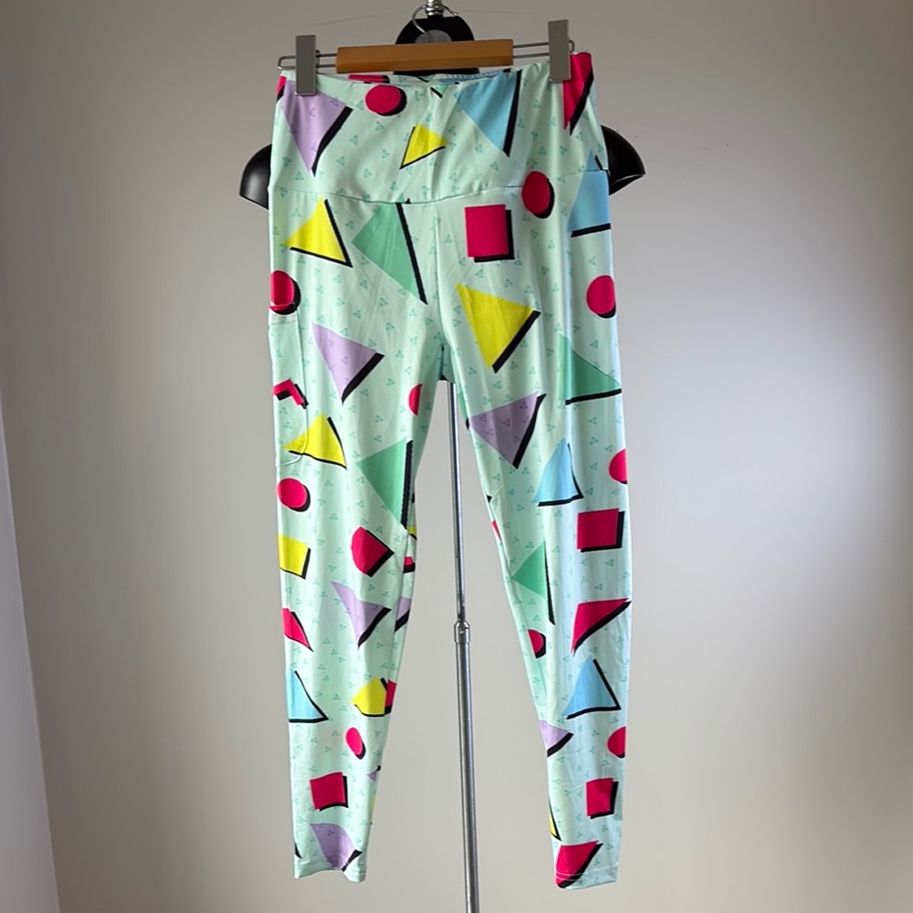 Mint Geometric Print Stretch Leggings with Multi-Color Shapes